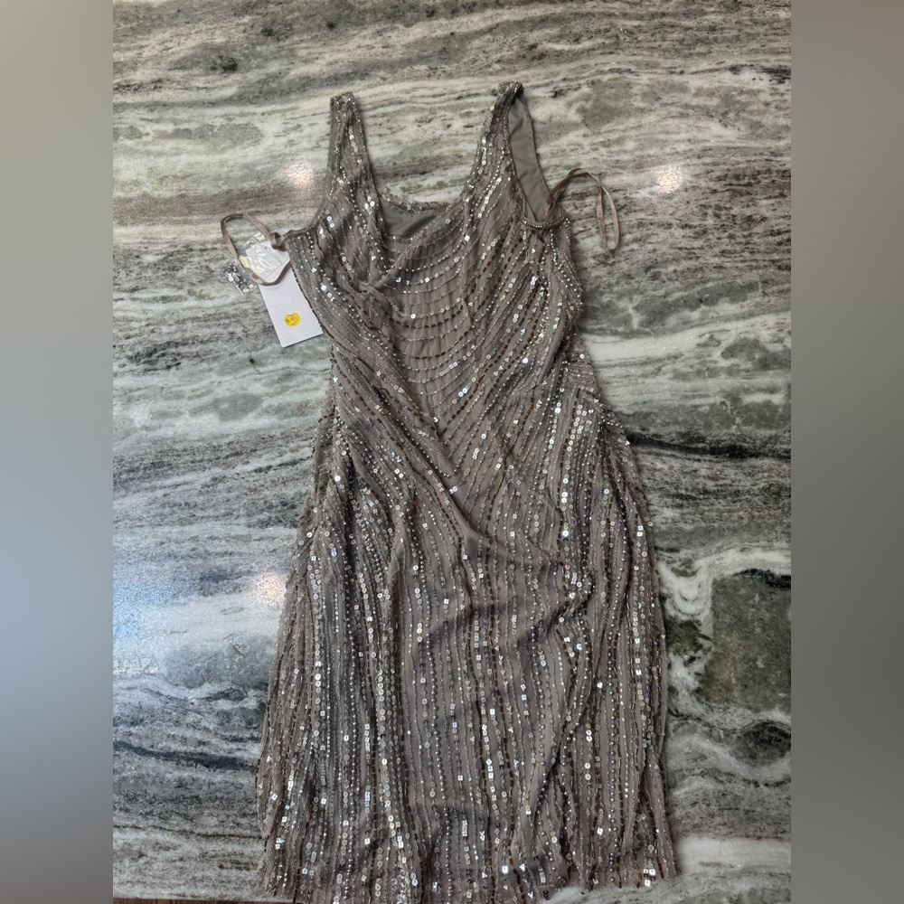 NWT Pisarro Nights Sparkling Mini Dress in Silver - Picture 6 of 6